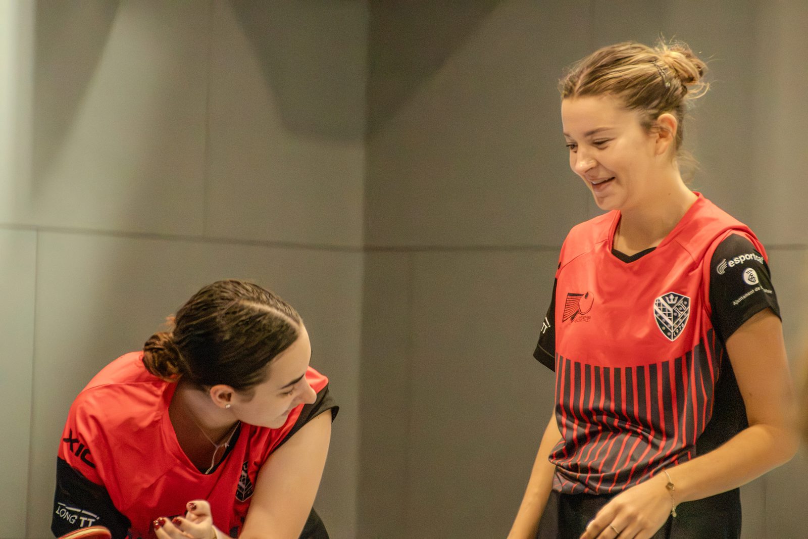 El femení guanya al debut a la Divisió d'Honor (4-3)