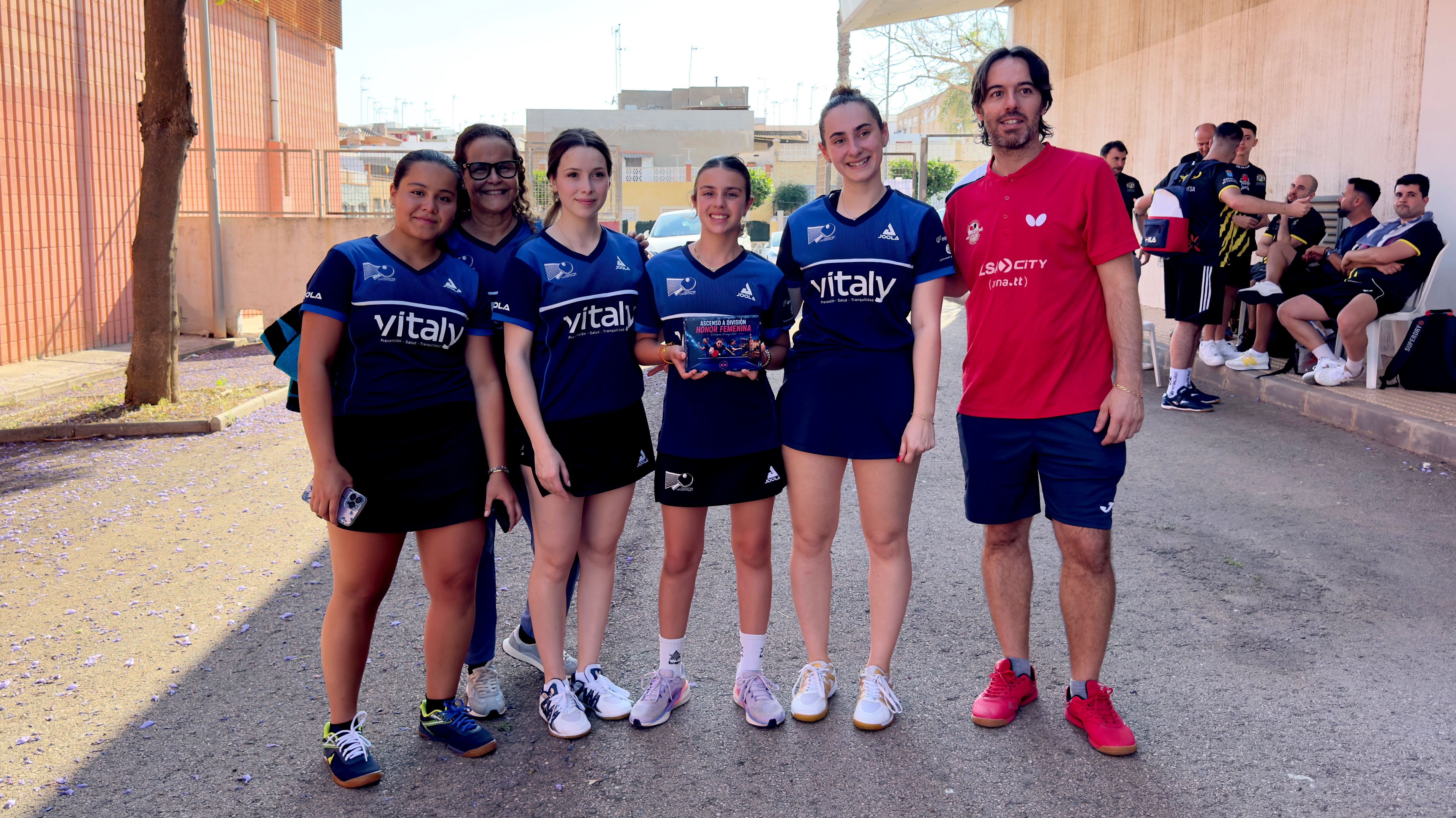 HISTÒRIC. L'equip femení del CTT L'Hospitalet, a la Divisió d'Honor