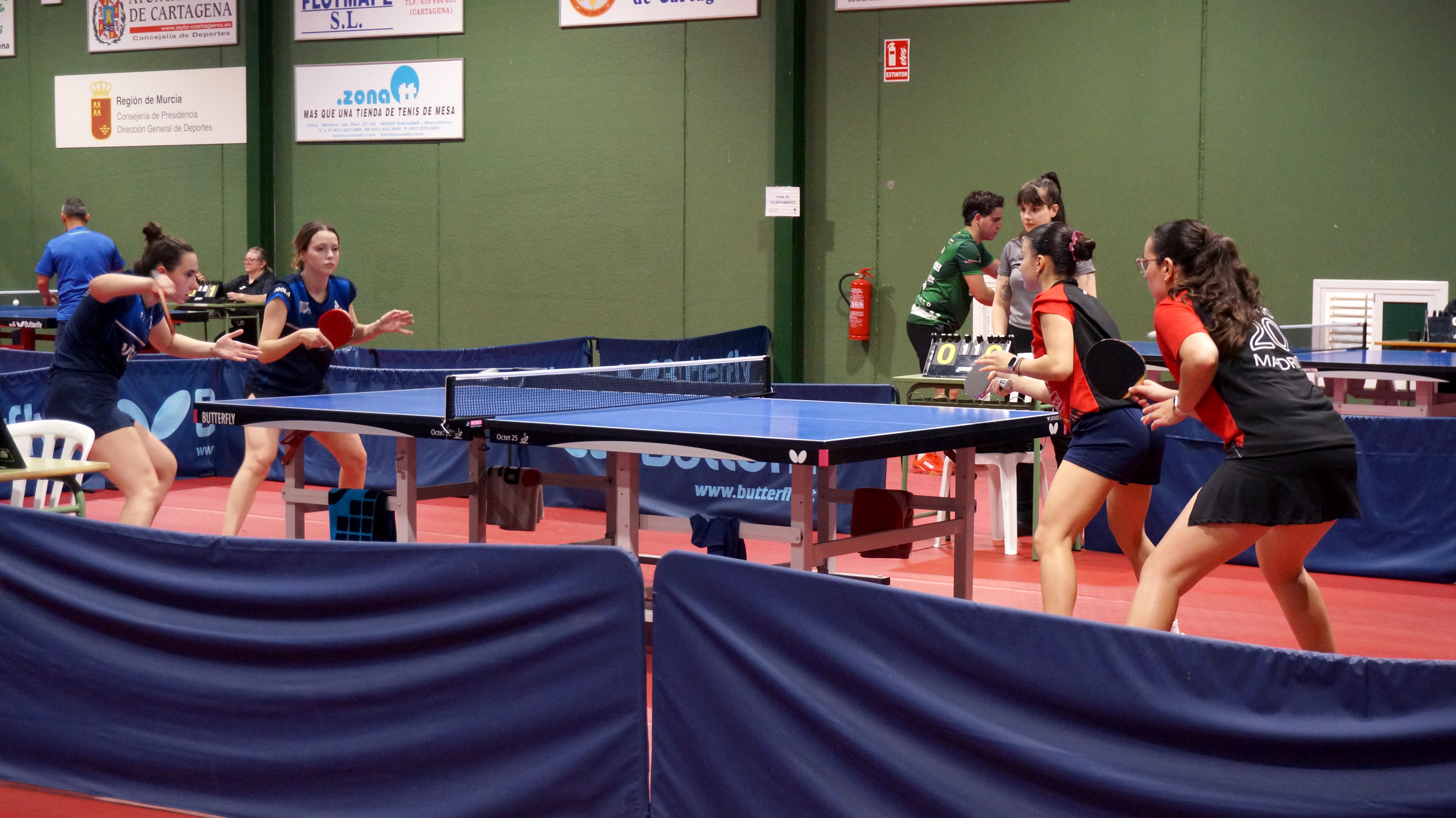 HISTÒRIC. L'equip femení del CTT L'Hospitalet, a la Divisió d'Honor